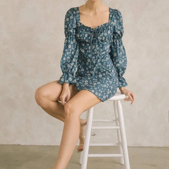 NWOT Blue Floral Print Long Sleeve Dress - Picture 6 of 6